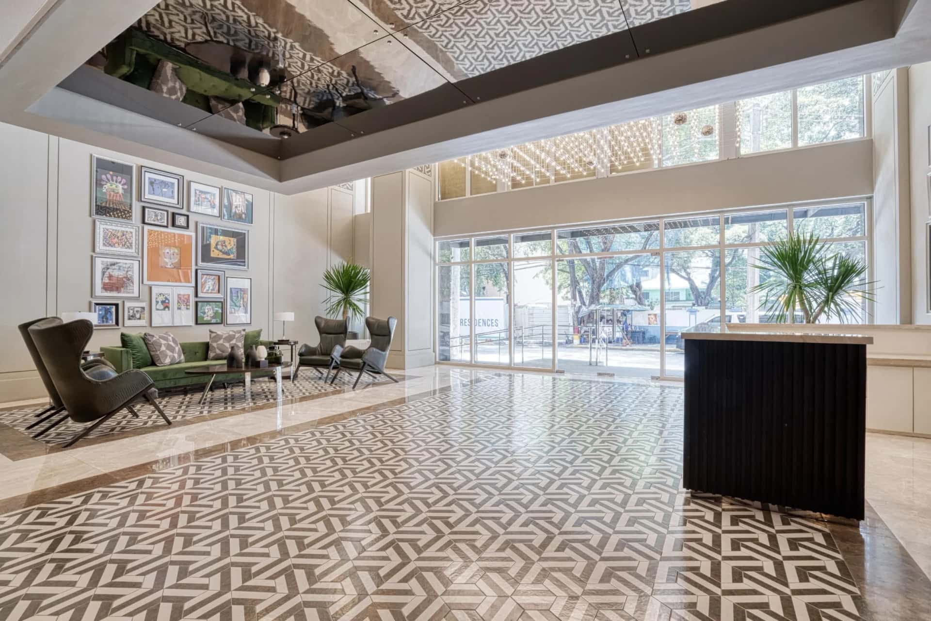 The Suites Torre Lorenzo Malate gallery image 8