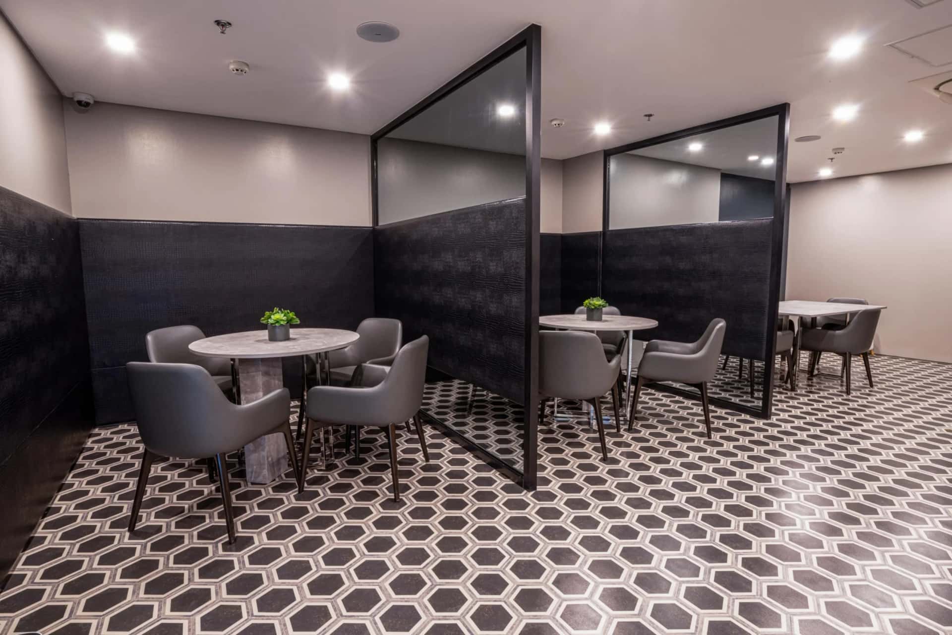 The Residences Torre Lorenzo Malate gallery image 2